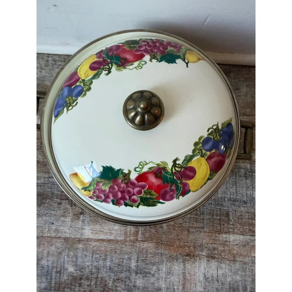 Vintage Cornucopia Enamelware 10